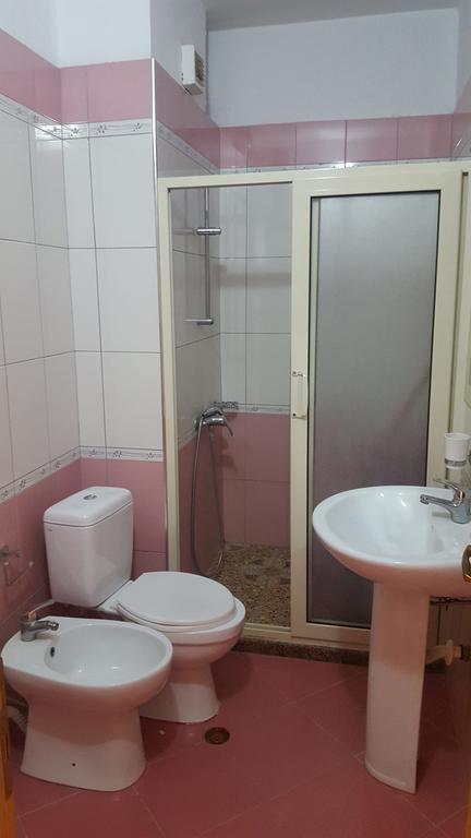 Faik Shehu Apartments دراس المظهر الخارجي الصورة