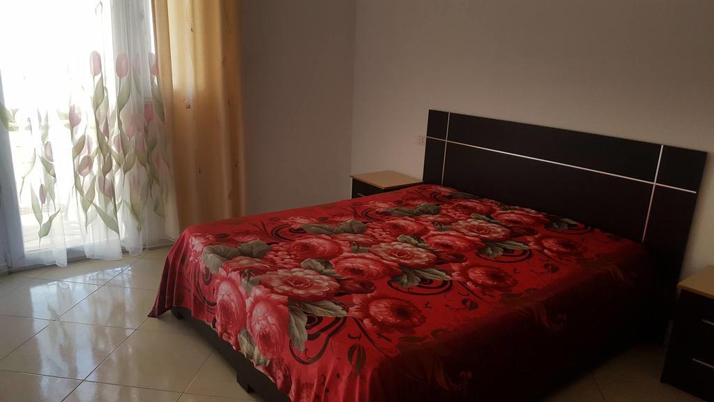 Faik Shehu Apartments دراس المظهر الخارجي الصورة
