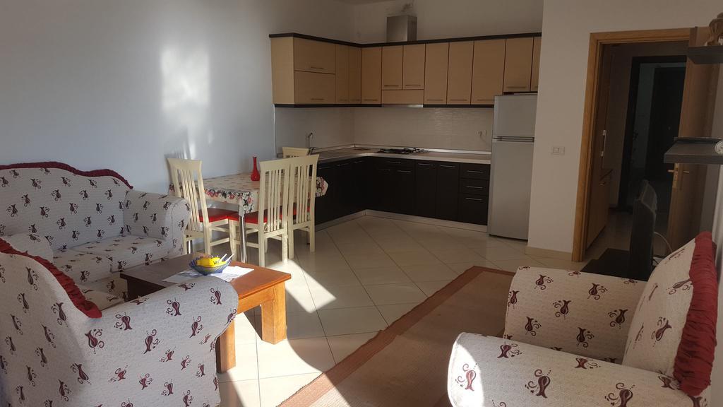 Faik Shehu Apartments دراس المظهر الخارجي الصورة