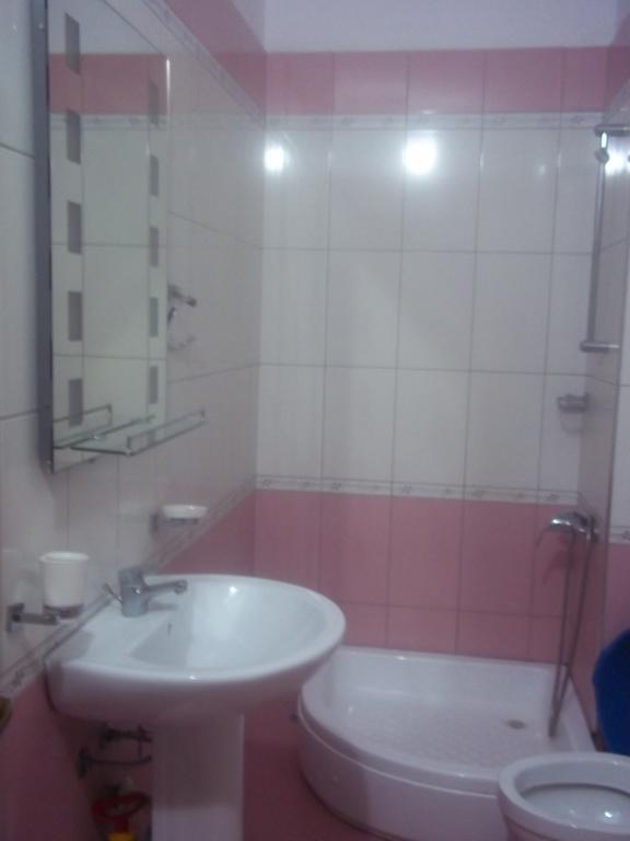 Faik Shehu Apartments دراس المظهر الخارجي الصورة