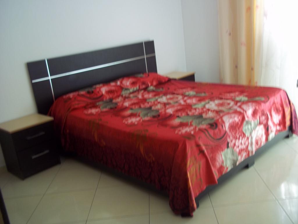Faik Shehu Apartments دراس المظهر الخارجي الصورة