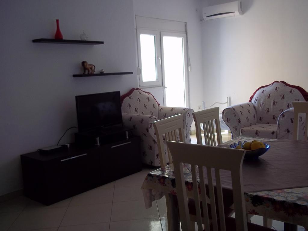 Faik Shehu Apartments دراس المظهر الخارجي الصورة