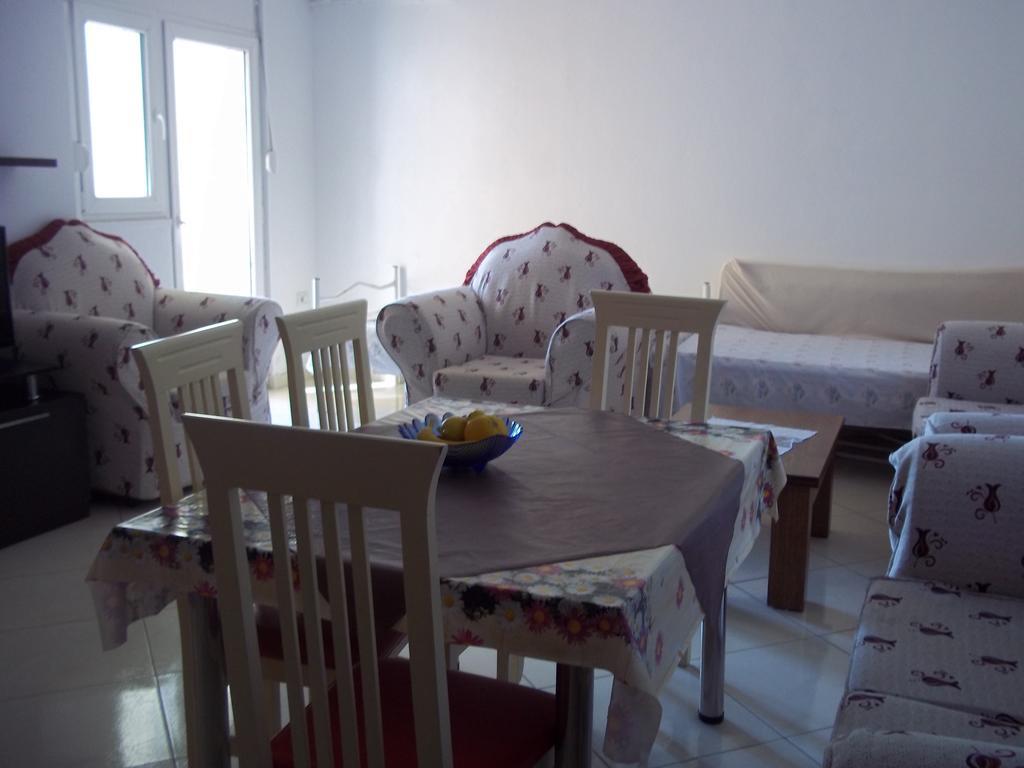 Faik Shehu Apartments دراس المظهر الخارجي الصورة